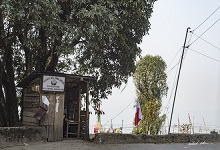 Life as seen from Darjeeling Himalayan Railway - 16