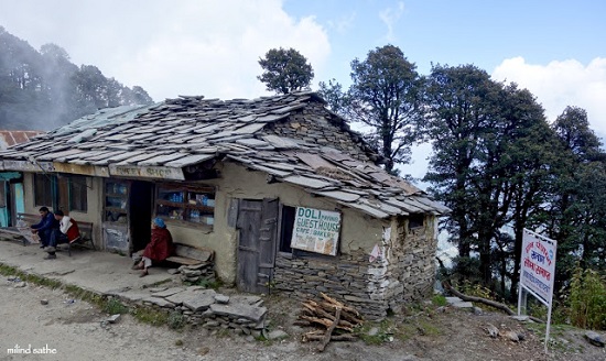 Sweets shop at Jalori Pass