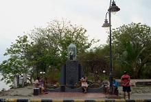 Chatting around at Sao Jacinto Island, Goa