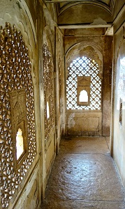 Jalis in a passage inside Jaisalmer fort